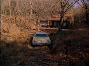 The-Evil-Dead-1981-cabin-Delta-88-Oldsmobile