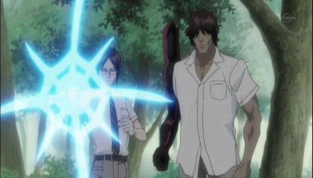 Archivo:Uryu y Chad llegan a salvar a Orihime.jpg