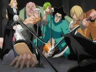 Vizards pin Hollow Ichigo to ground