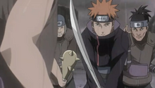 Ryuto usando peleando con espada.png