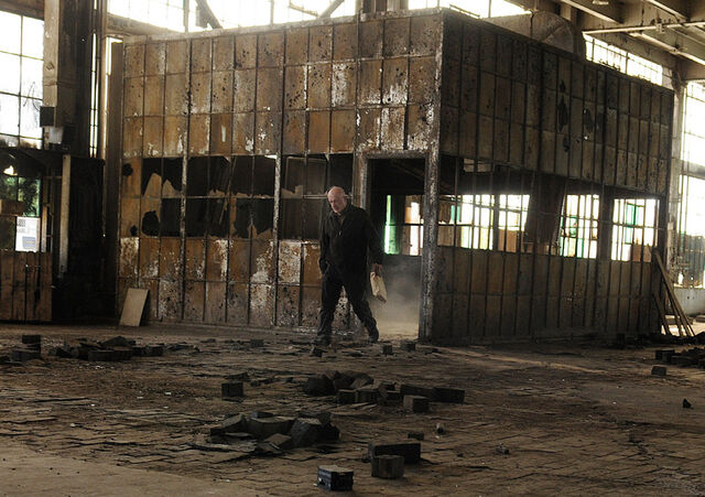 File:Episode-5-mike-2.jpg