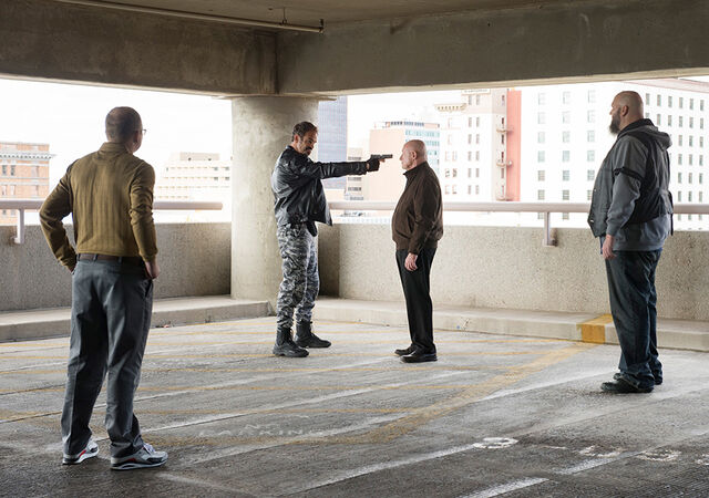 File:Better-call-saul-episode-109-mike-banks-935-sized-4.jpg