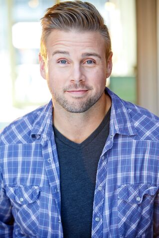 File:AaronHill.jpg