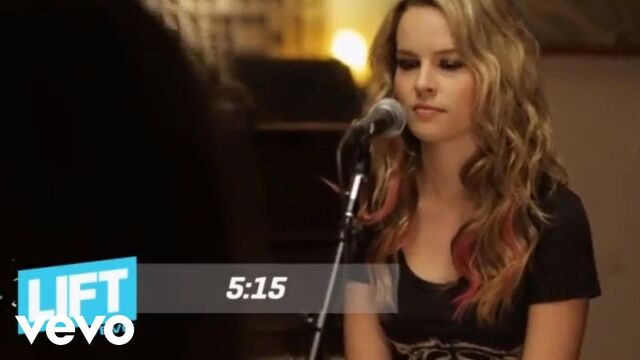 Archivo:5-15AcousticVEVO.jpg