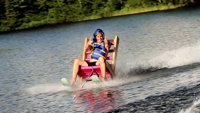 File:Chairski10.jpg