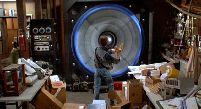 File:Amplifier.jpg