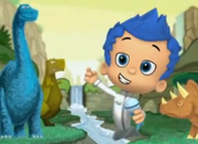 Giant dinos everyweheere