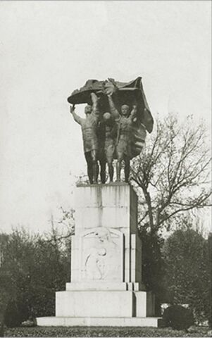 Fișier:Statuia Victoriei de Ion Jalea.jpg