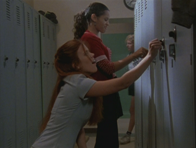 File:Vestiaire 2.png