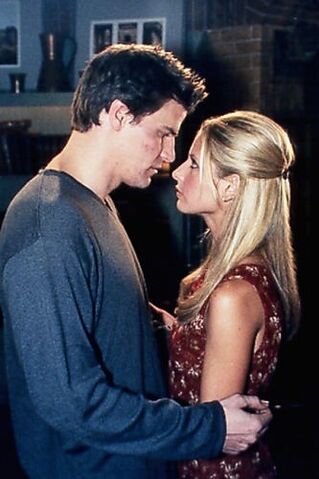 Archivo:Buffy-and-Angel-2-777029.jpg