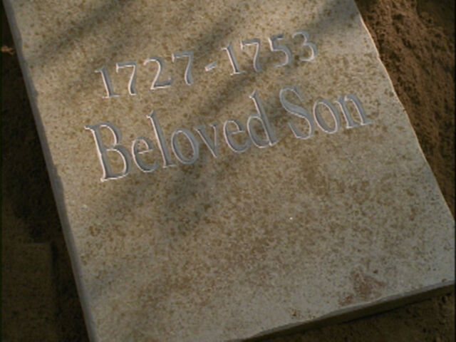 File:Liam's grave.jpg
