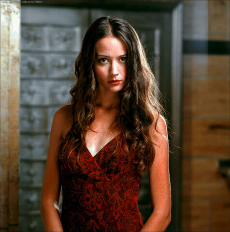 File:Angel fred season three promo 6.jpg