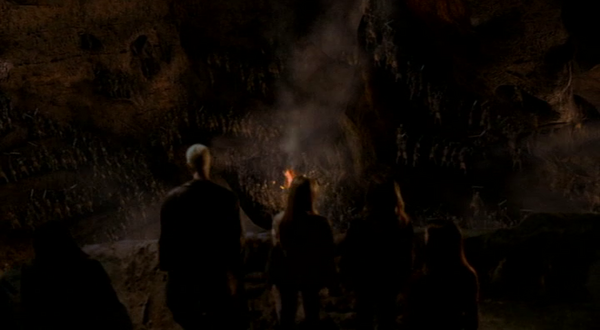 File:Battleatthehellmouth.png