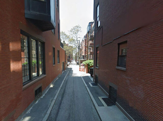 File:Apartmentalley.jpg