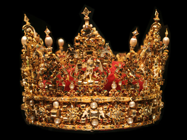 File:CoDGod crown.jpg
