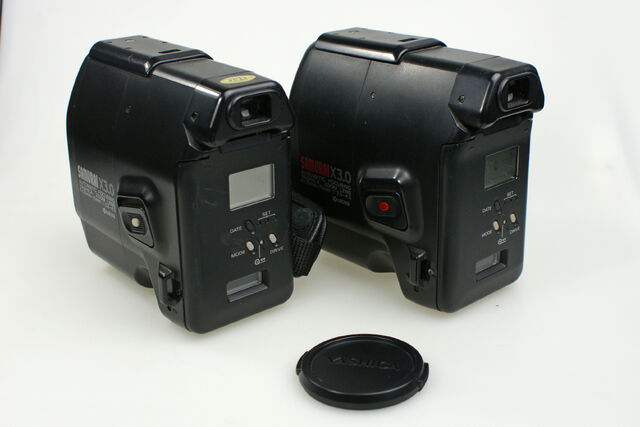 File:Yashica Samurai 3X variants 3.jpg