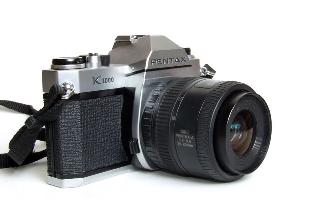 File:Pentax K1000 03.jpg