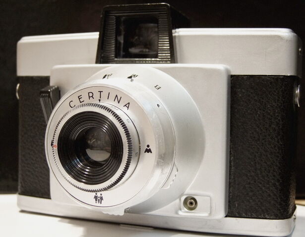 File:Certina.jpg