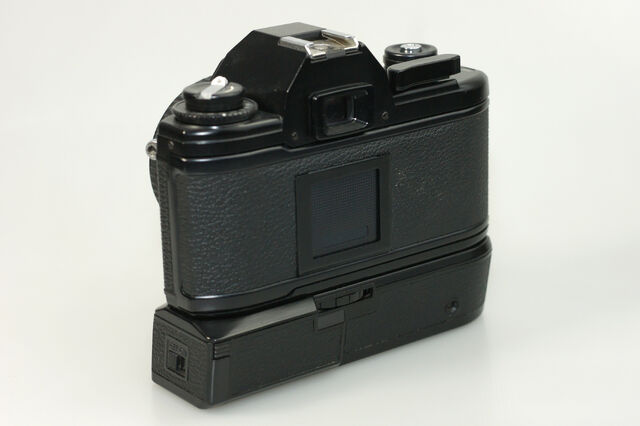 File:Nikon EM 03 DxO.jpg