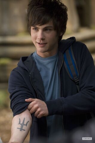 Archivo:Percy jackson.jpeg