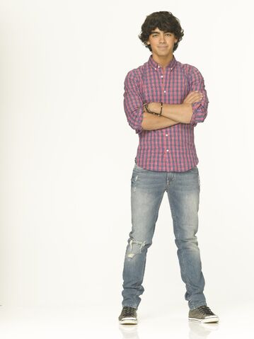 File:Camp-rock-2-promroshot-shane-grey-20503293-1917-2560.jpg