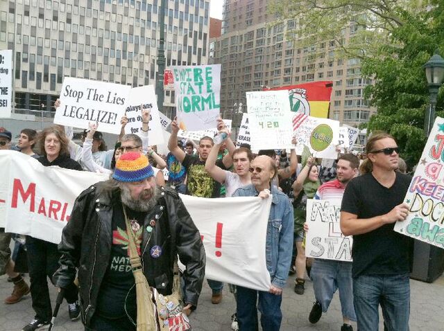 File:2011potmarch.jpg