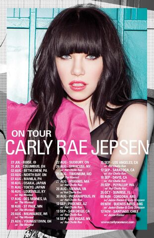 File:Carly Tour Pic.jpg