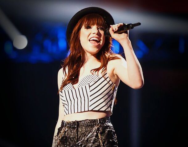 File:Carly on American Idol.jpg