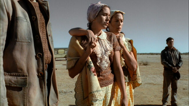File:Twins.jpg