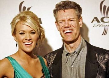 Carrie-Underwood-Randy-Travis-CountryMusicIsLove