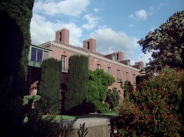 File:Mansion10.jpg