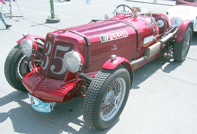 File:800px-Alvis 1935-1-.jpg