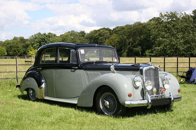 File:800px-Grey lady 080707-1-.jpg