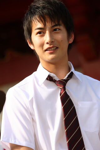 File:Hideo-Ishiguro.jpg
