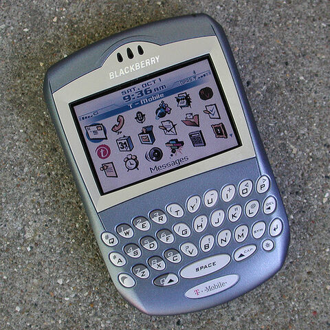 File:TMobile Blackberry 7290.jpg