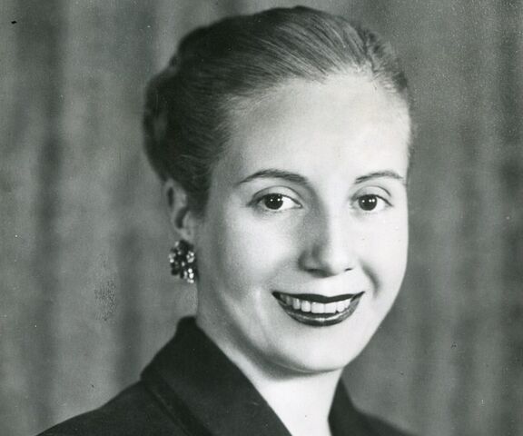 File:Evita-peron-5.jpg