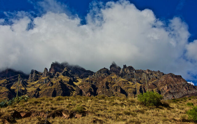File:Pachatusan-cusco.jpg