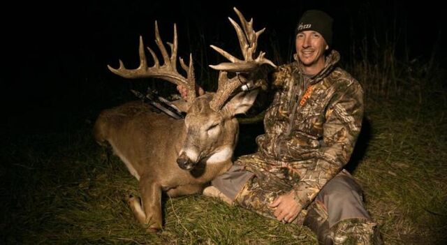 File:Deer hunting.jpeg