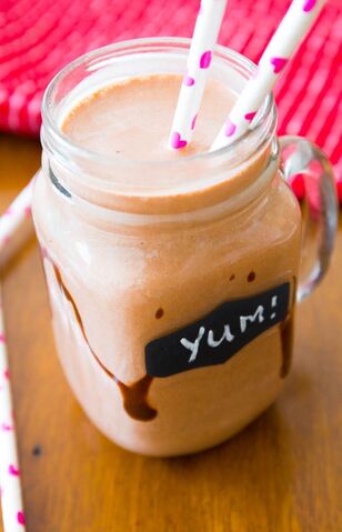 File:Chocolate-Peanut-Butter-Protein-Smoothie-7.jpg