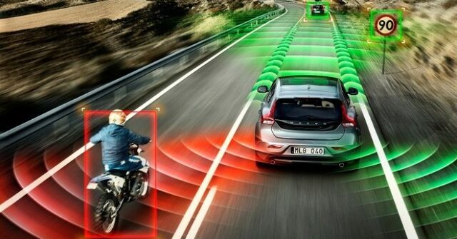 File:Volvo-self-driving-car-706x369.jpg