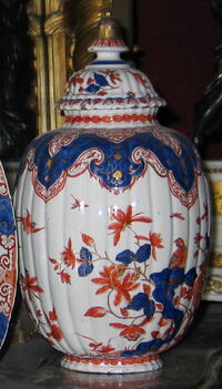 Vase in Imari style.jpg
