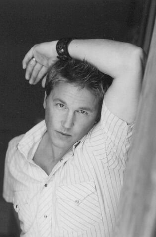 File:Lochlyn-munro-320993.jpg