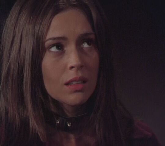 File:2x02-phoebe-future-04.jpg