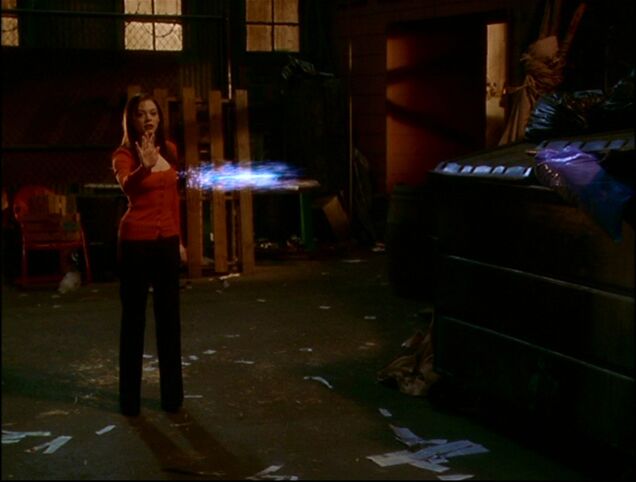File:PaigeDarklighterArrow 3.jpg