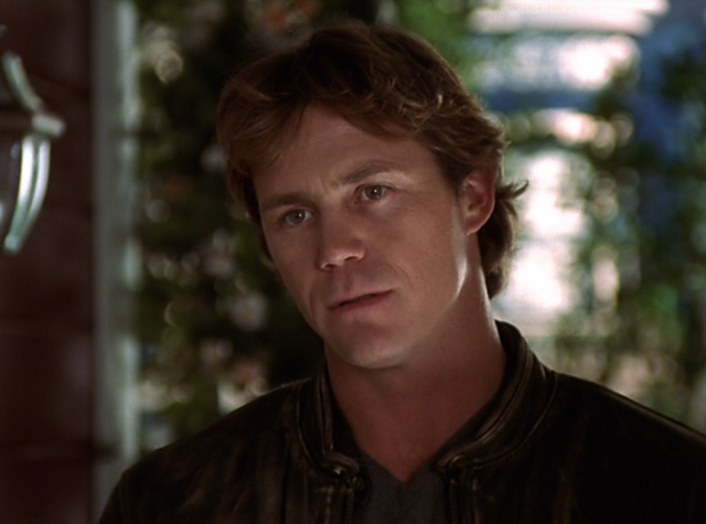 File:8x10Leo.png