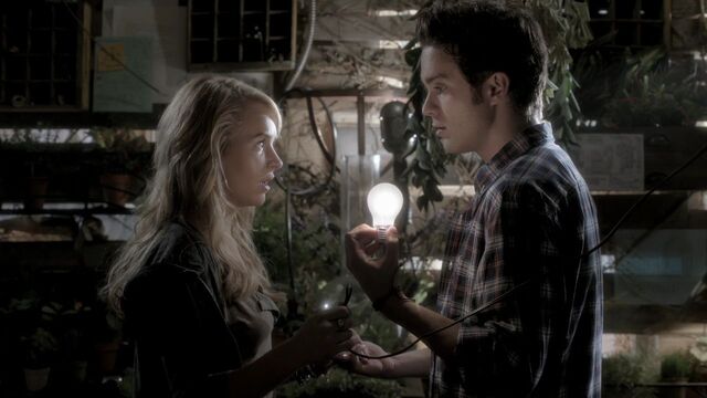 File:102SecretCircle0628.jpg