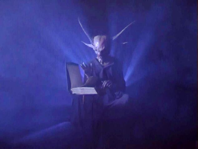 File:2x01-abraxas-tks-bos-03.jpg