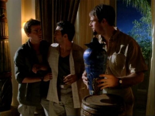 File:Stealing-urn.jpg