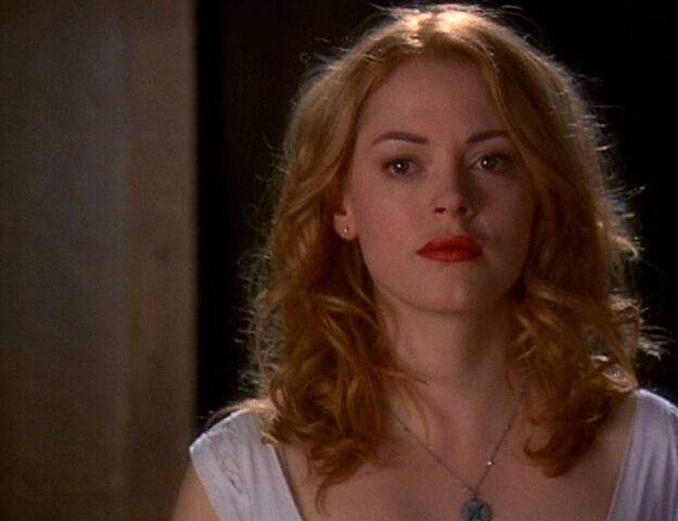 File:6x10-PaigeMatthews.jpg