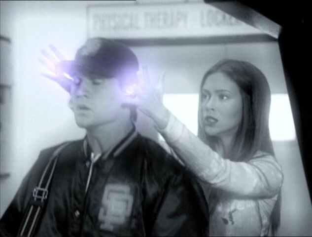File:Charmed202 463.jpg